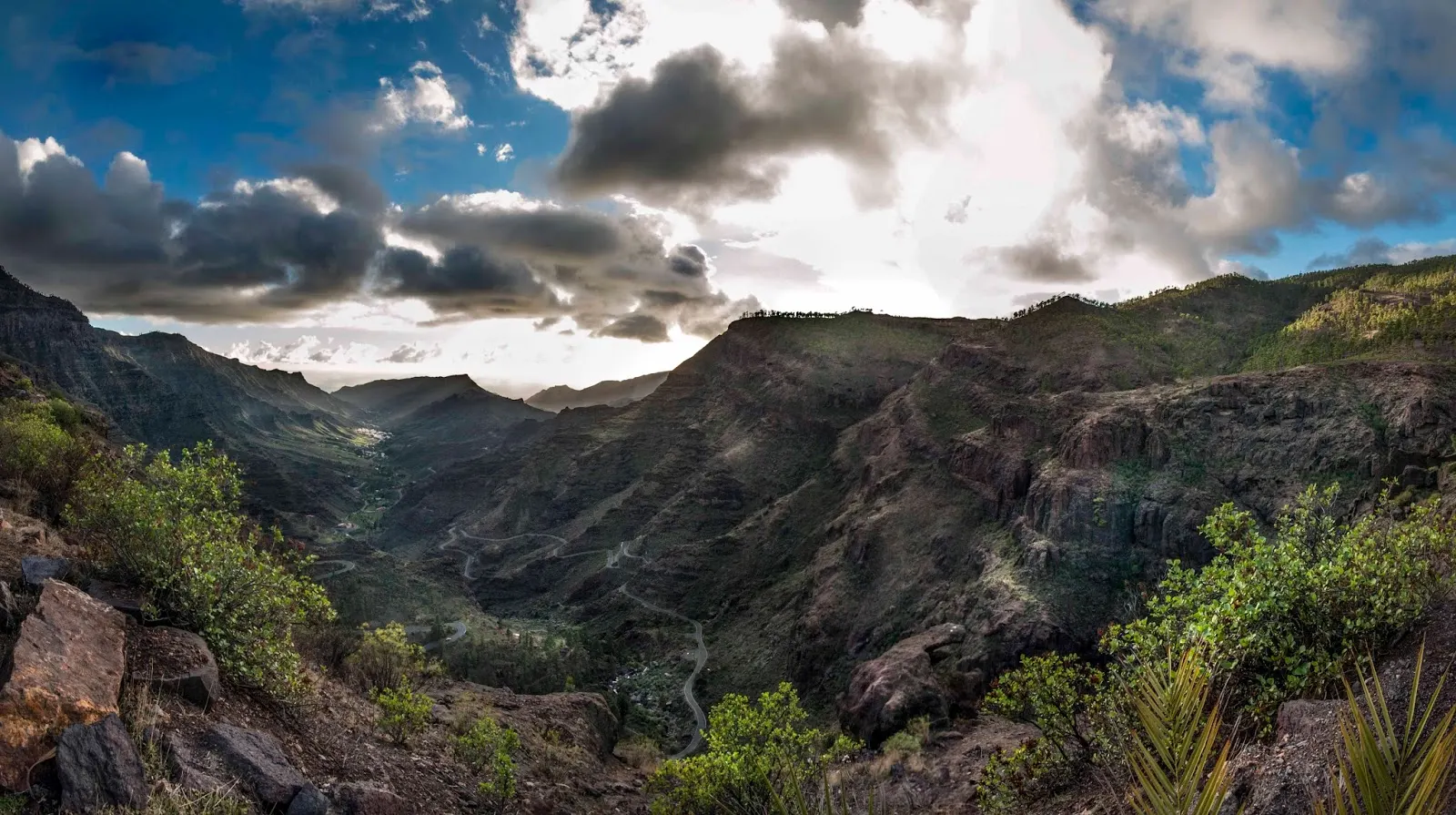 Barranco de Mogán volcanic ravine with dramatic cliffs