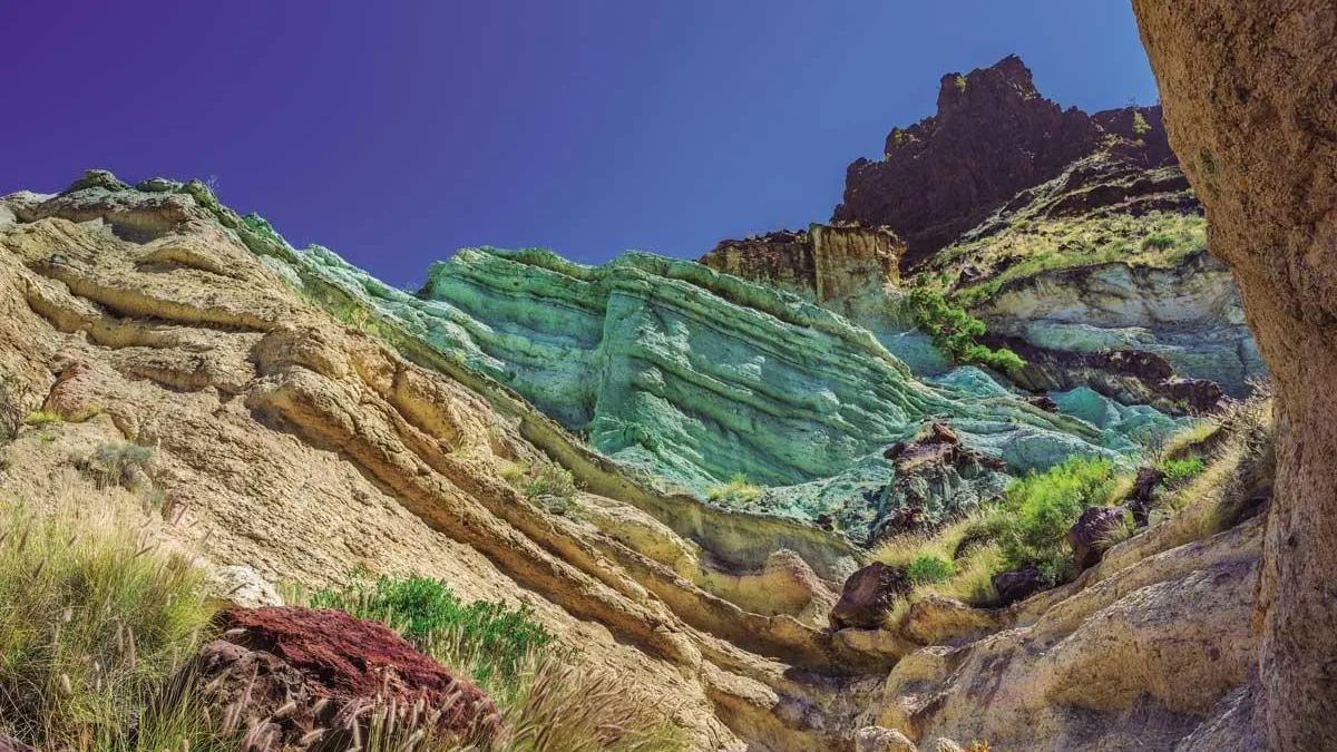 Hiking trail through Los Azulejos and Veneguera canyon landscape