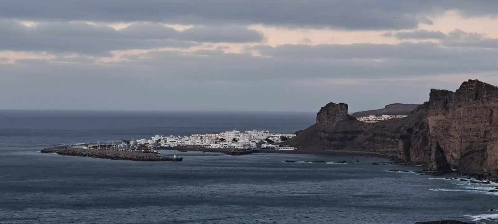 La costa de Guayedra en Agaete