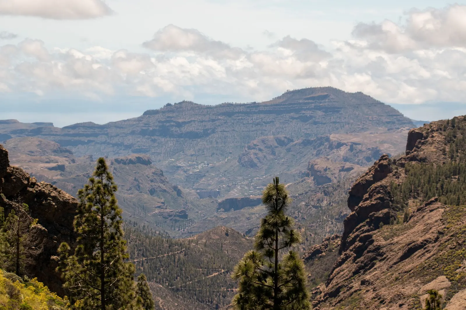 Acampar en Gran Canaria: zonas autorizadas, permiso del Cabildo y cómo se solicita